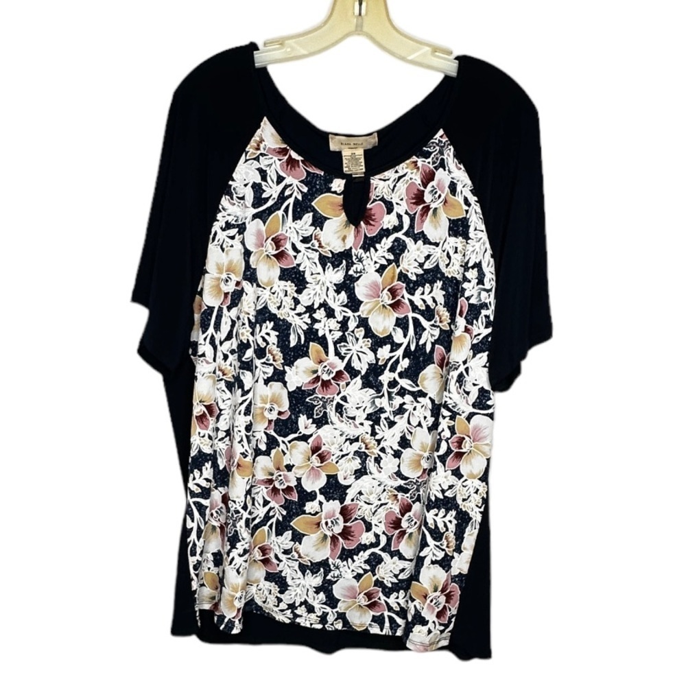Diana Belle Woman Floral Top‎